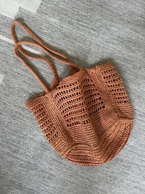 Madewell Open Crochet Straw Tote Bag | Woven Raffia Beach Tote | Slouchy Bag